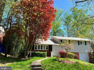 6305 Tone Dr, Bethesda, MD 20817