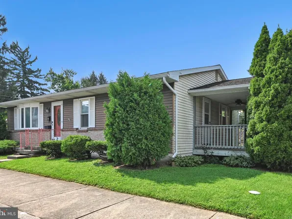 110 S 3rd St, Emmaus, PA 18049