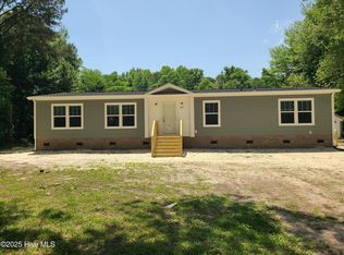 175 Pinto Dr, Moyock, NC 27958