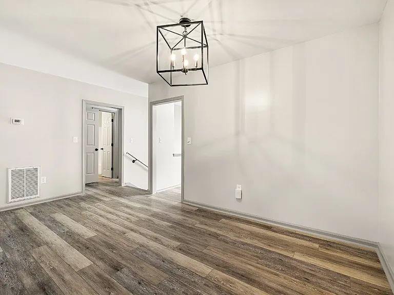 1551 Hunt Club Ct — Photo 8