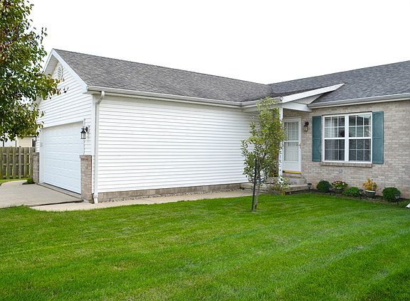 2nd image of 935 Brown Dr