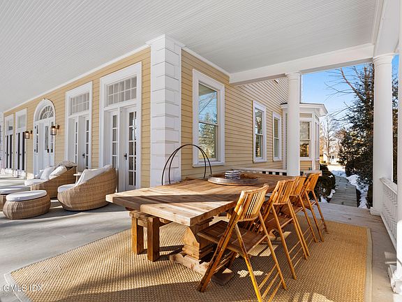 4th image of 2 Old Church Rd APT 1