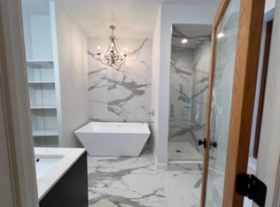 2556 N Kedzie Blvd APT 2, Chicago, IL 60647