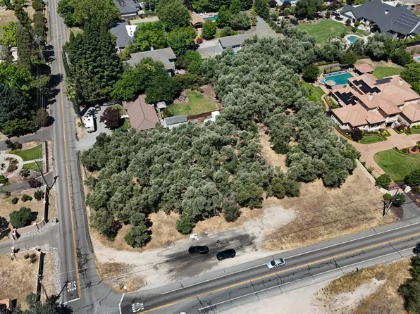 Barton Rd, Granite Bay, CA 95746