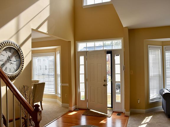 3rd image of 1023 Savanna Dr