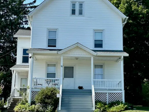 16 Crofut Street, Danbury, CT 06810
