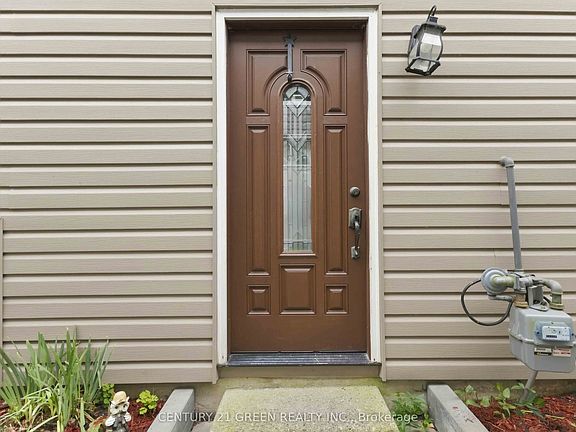 4th image of 1469 Birchcliffe Ct