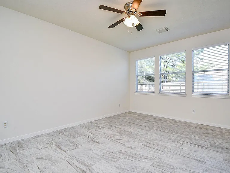 5607 Stonecloud Ln — Photo 12