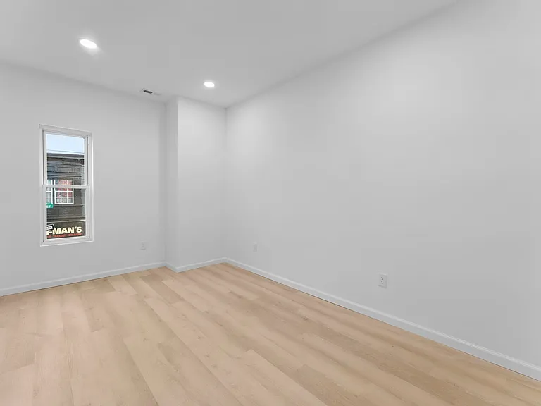 2600 S 7th St #2F — Photo 21