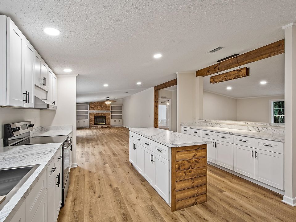 1st image of 7845 Meridale Dr