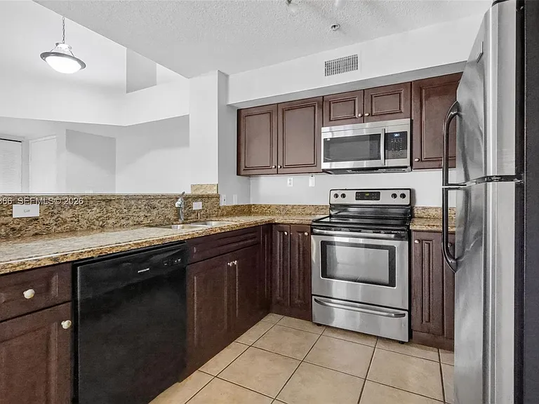 7808 Sonoma Springs Cir #304 — Photo 15