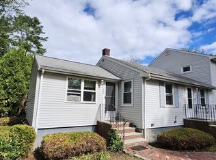 100 Pond St, Holbrook, MA 02343