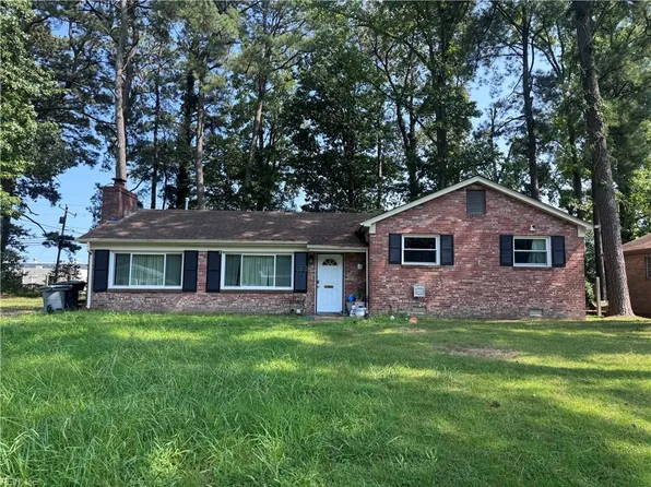33 Azalea Dr, Hampton, VA 23669