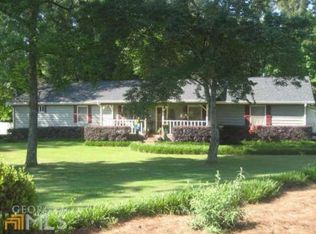 45 Woods Ford Rd, Sharpsburg, GA 30277