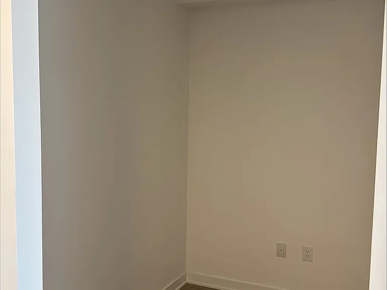 2782 Barton St E #608 — Photo 5