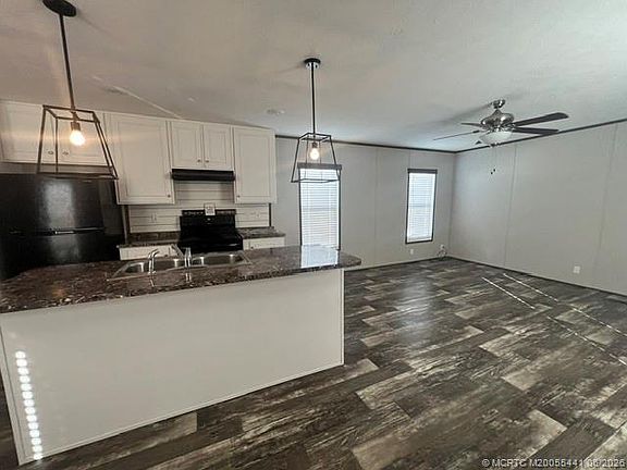 3rd image of 3357 W Mayaguana Ln