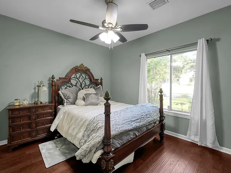 192 Monterrey Rd W — Photo 33