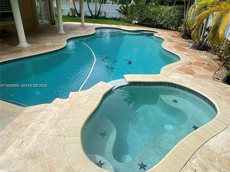 1552 NW 135th Ave — Photo 3