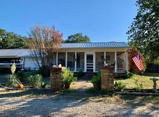 611 Sunset Mountain Rd, Lipan, TX 76462