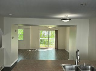 7 Sabertooth Ln, Madison, WI 53719