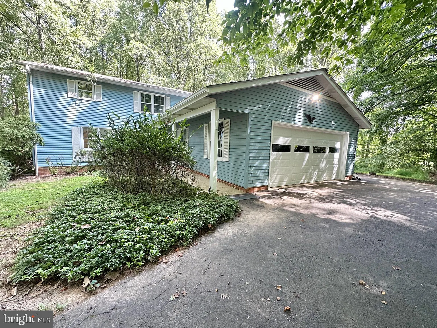 Laurel Glen — Photo 1