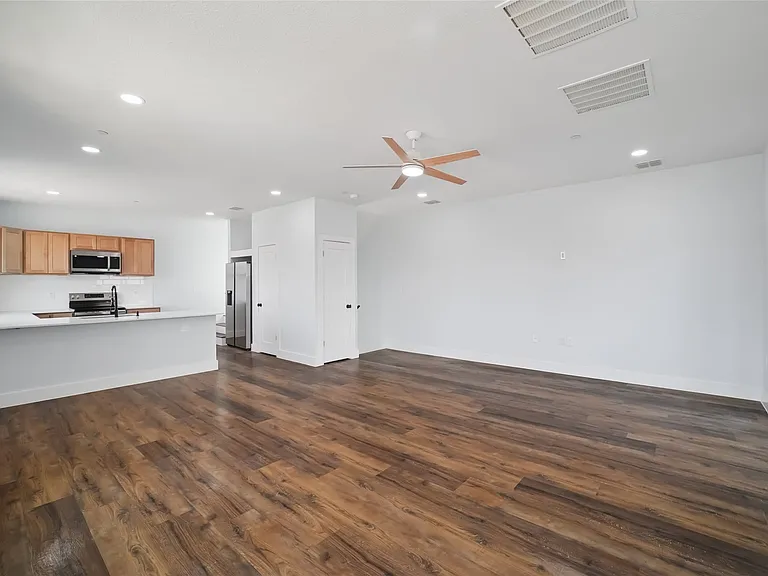 401 Bryan St #2101 — Photo 9