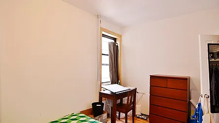 Rented by Park Property Advisors