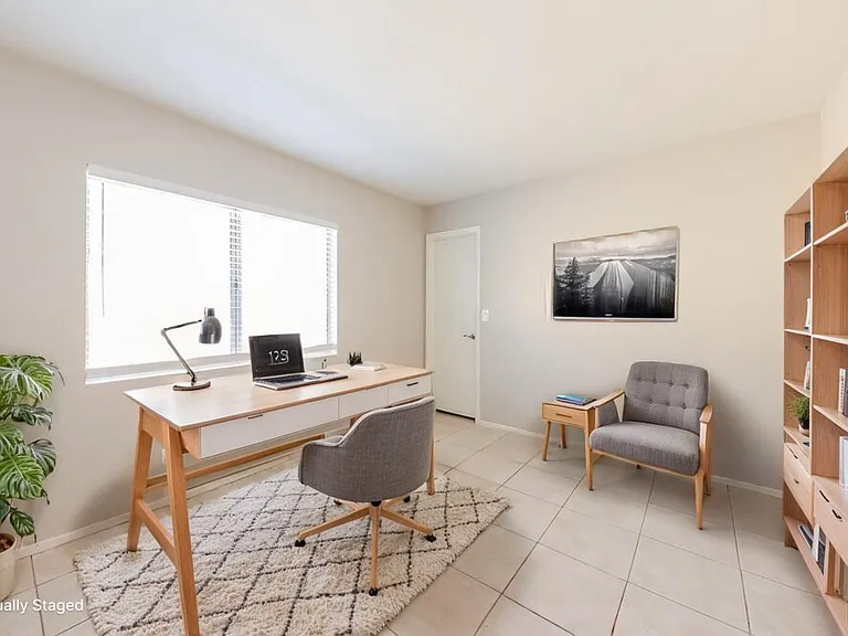 7056 W Eva St — Photo 13