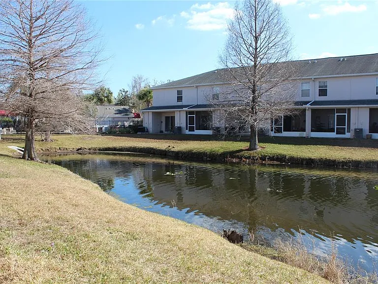 16320 Swan View Cir — Photo 27