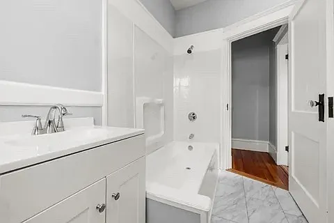 3 bed, 1163 sqft, $2,350 — Photo 4
