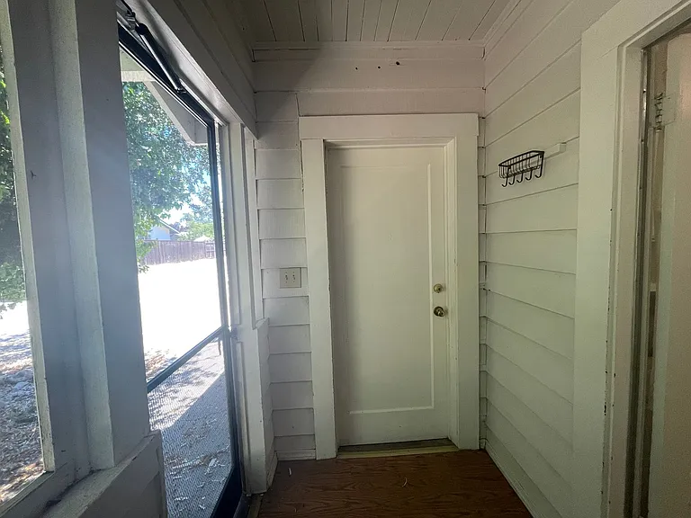 9230 Curbaril Ave — Photo 20