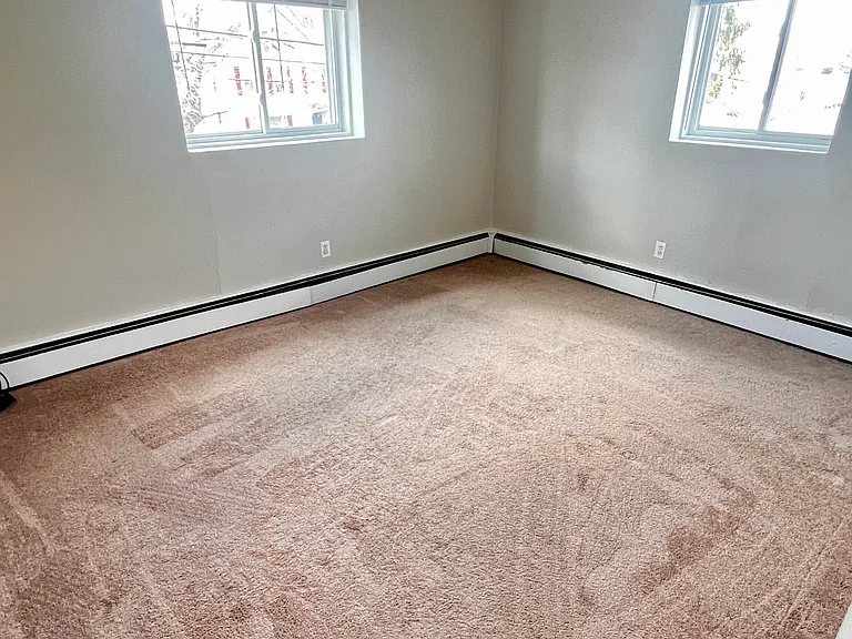 160 W Main St #7 — Photo 4