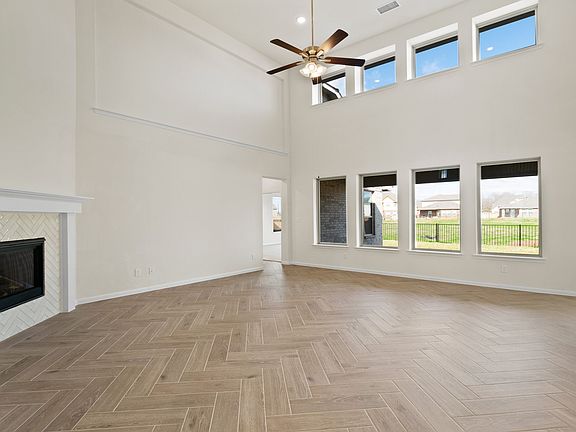 Gorgeous open great room