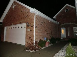 1587 Ghent Rd, Columbia, IL 62236