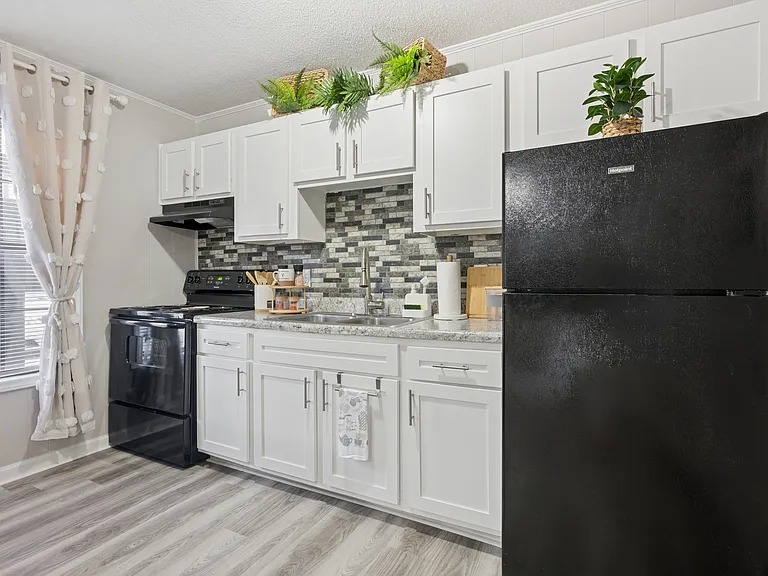 Springbrook Apartments — Photo 19