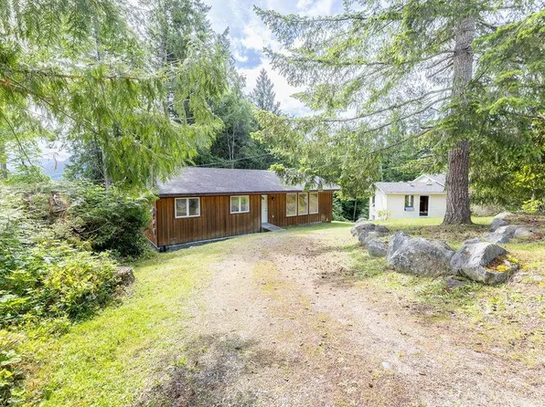 4561 Sinclair Bay Rd, Sunshine Coast, BC V0N 1S1