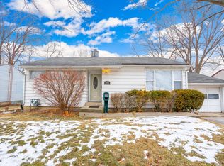 1012 Theodore St, Crest Hill, IL 60403