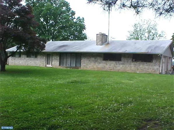 382 Conchester Rd, Glen Mills, PA 19342