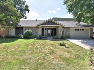 713 Knollwood St, Broken Arrow, OK 74011
