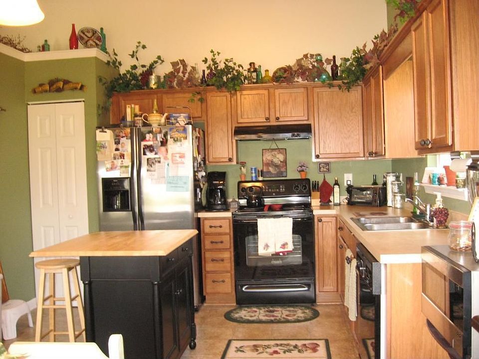 2nd image of 4372 Heartwood Ln