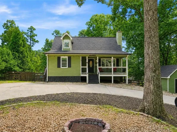 121 Maple Ct, Waleska, GA 30183