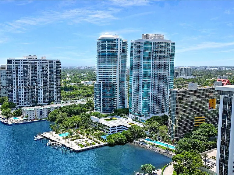 2101 Brickell Ave #1907 — Photo 18
