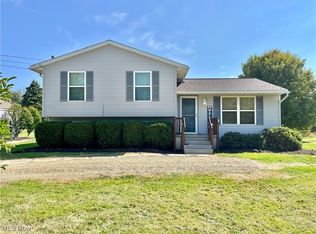 10107 Rawiga Rd, Seville, OH 44273