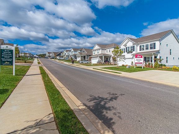3rd image of 129 Saxlingham Dr Lot 129