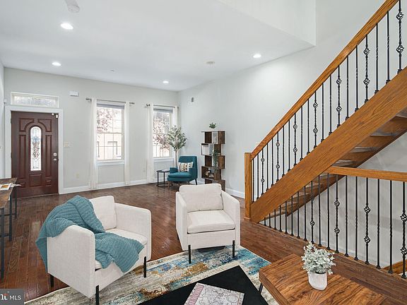 3rd image of 1810 Ginnodo St