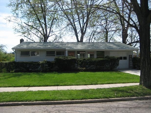 2nd image of 3407 Walnut St