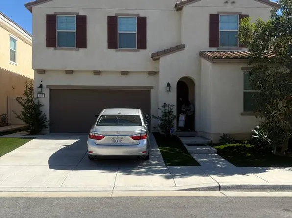 467 N Pinewood Ave, Rialto, CA 92376