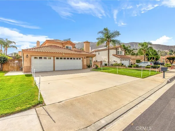 2574 Carbon Ct, Colton, CA 92324