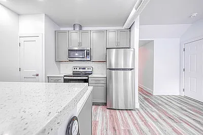 3005-3007 Brereton St #3 — Photo 5