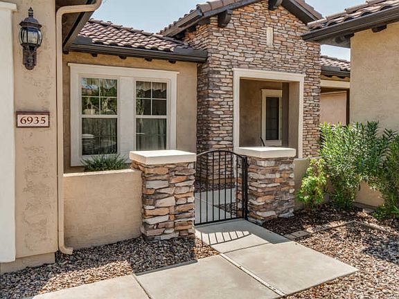 4th image of 6935 W Heritage Way